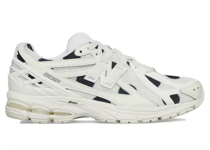 New Balance 1906R Polka Dot Sea Salt
