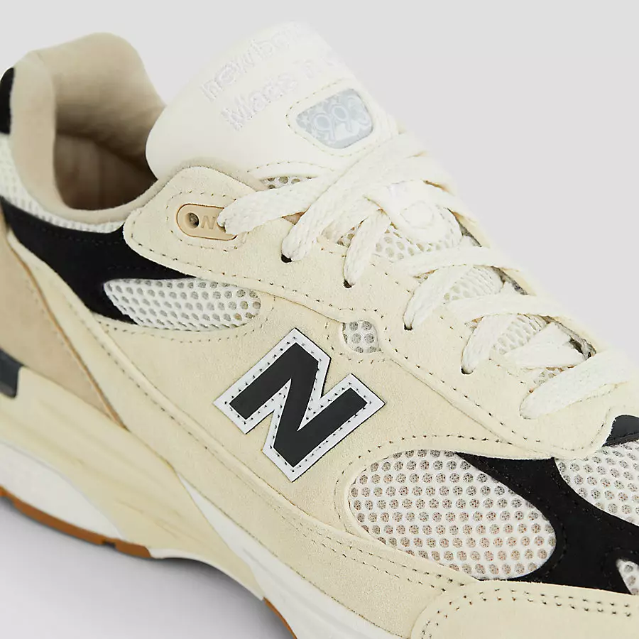 New-Balance-993-Sea-Salt-Black-U993WS-5