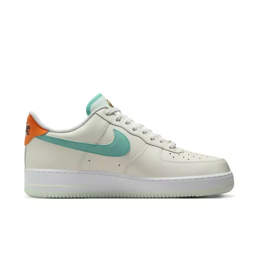 Nike-Air-Force-1-Low-Be-The-One-HM3728-131-2