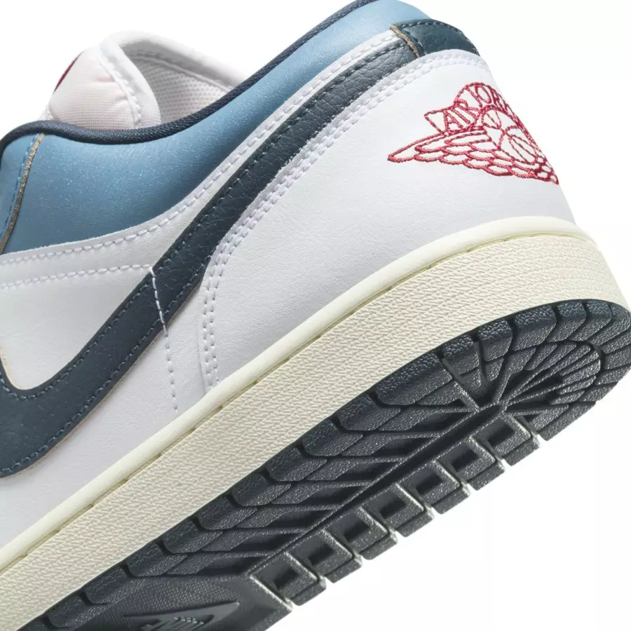 Air-Jordan-1-Low-Motion-HM3711-144-7