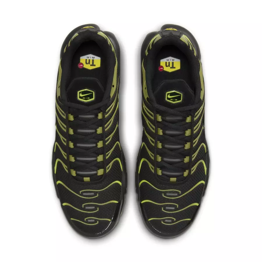 Nike-Air-Max-Plus-Black-Pacific-Moss-DM0032-010-3