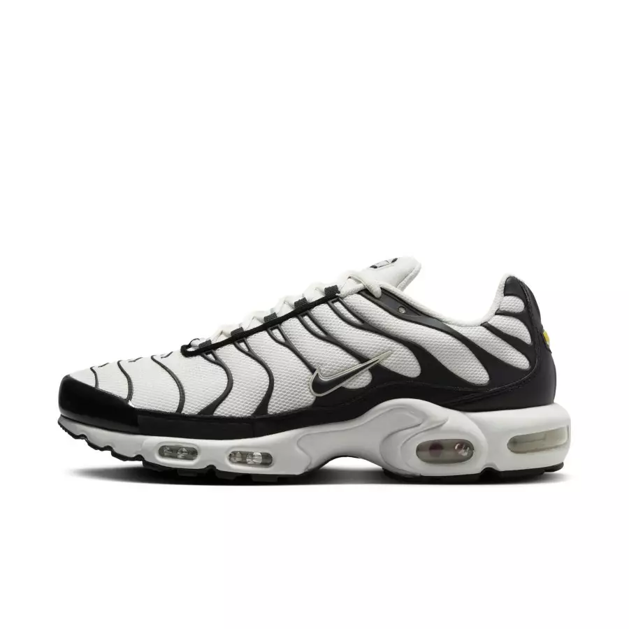 Nike-Air-Max-Plus-Panda-FV6264-001-0