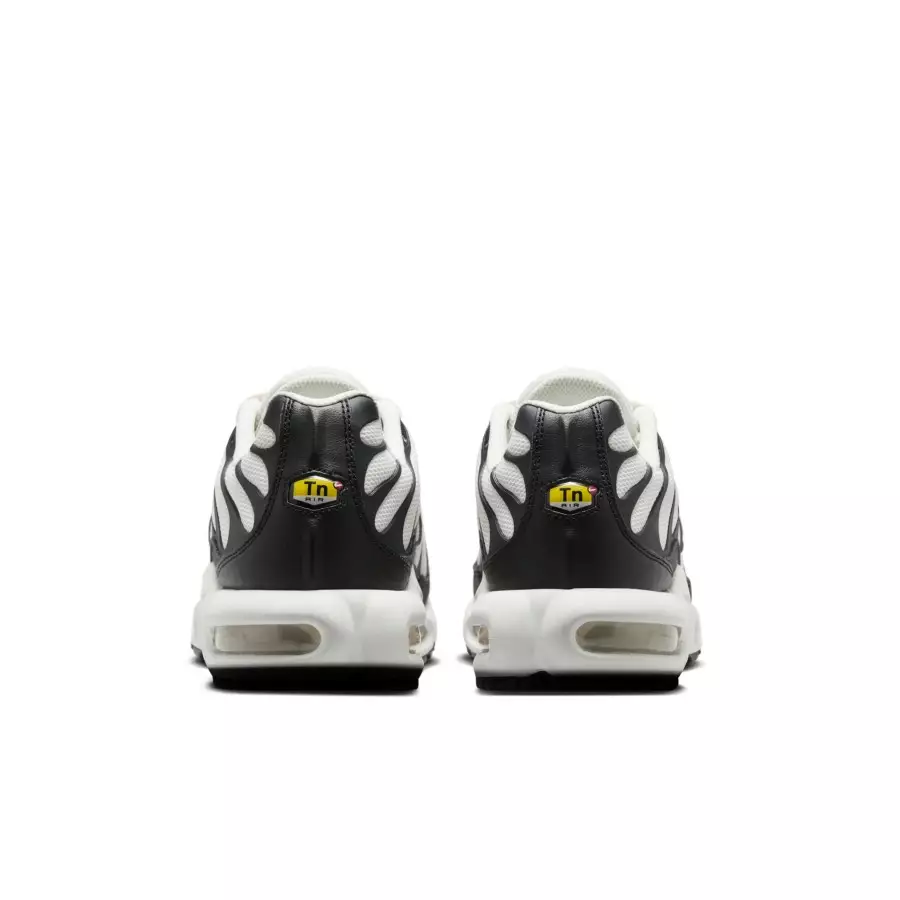Nike-Air-Max-Plus-Panda-FV6264-001-5