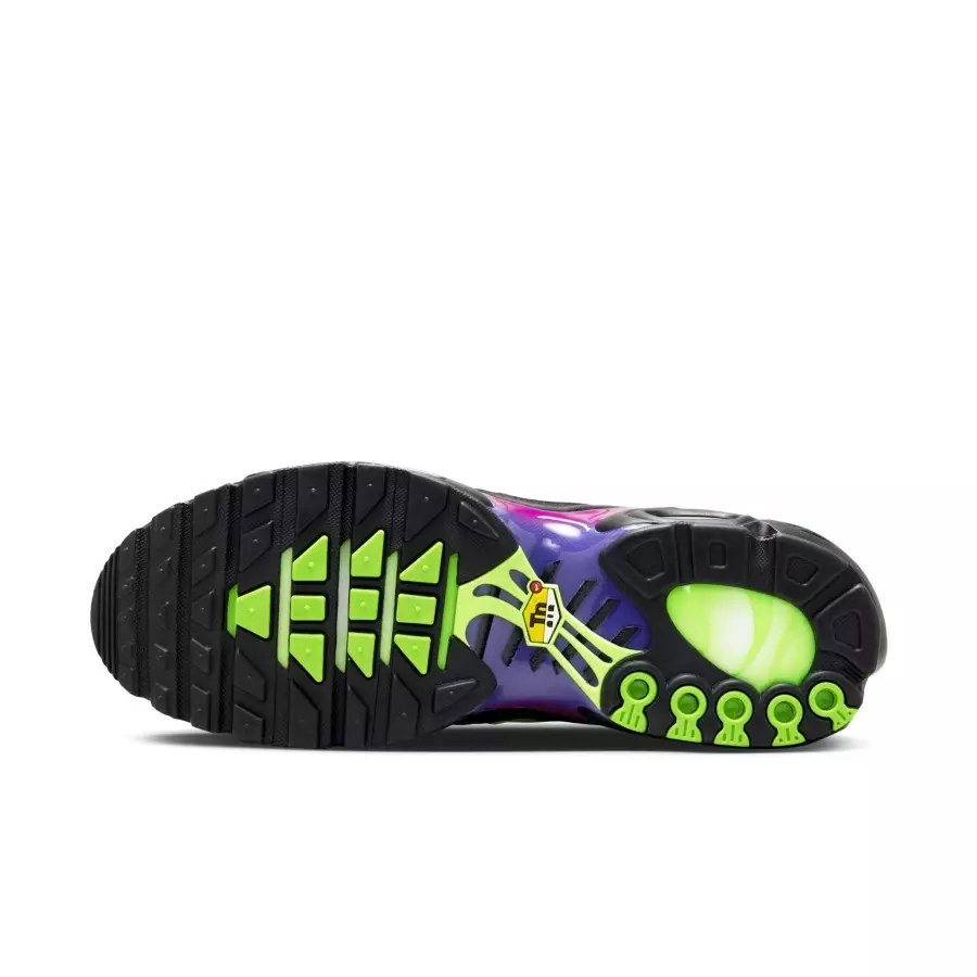 Nike-Air-Max-Plus-Rebellious-Air-604133-610-1