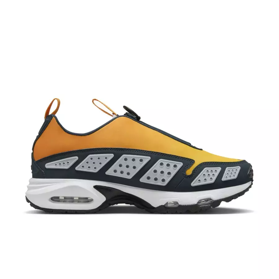 Nike-Air-Max-Sunder-Canyon-Gold-HJ8080-700-2
