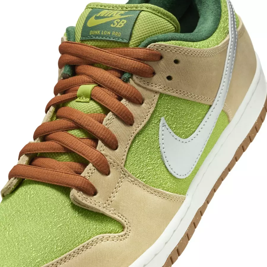Nike-SB-Dunk-Low-Escargot-FQ7585-200-6