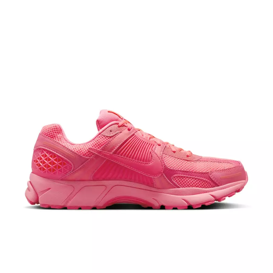 Nike-Zoom-Vomero-5-Hot-Punch-HF5493-600-2