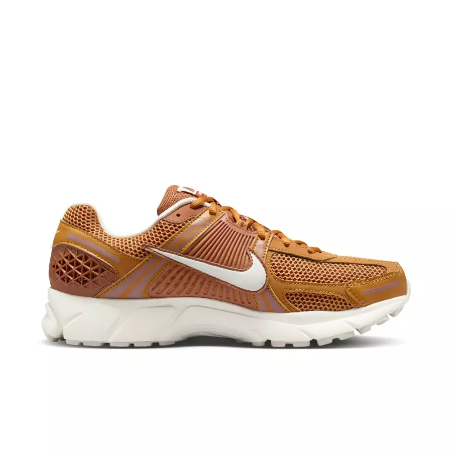 Nike-Zoom-Vomero-5-Monarch-Flax-Dark-Russet-HJ9123-815-2