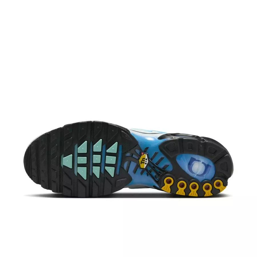 One-Block-Down-x-Nike-Air-Max-Plus---Light-Photo-Blue-Aurora-Green-FZ3308-400-1