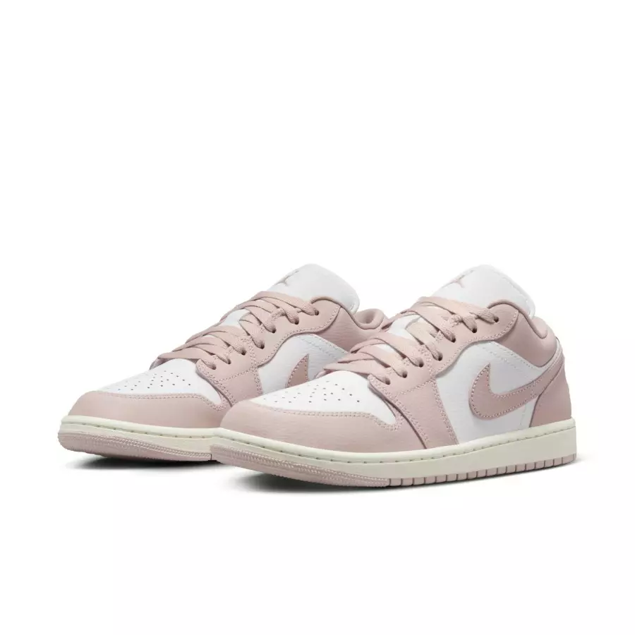 Air-Jordan-1-Low-Pink-Oxford-(W)-DC0774-162-4