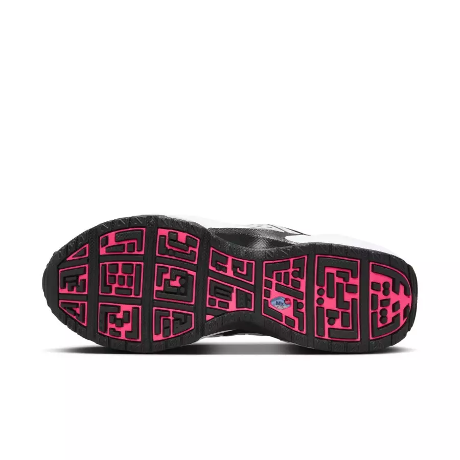 Nike-Air-Max-SNDR-Highlighter-Pink-FZ2068-600-1