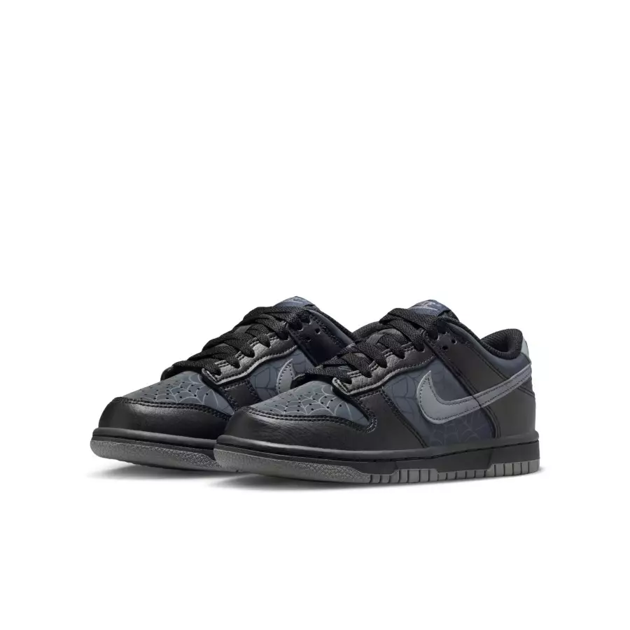 Nike-Dunk-Low-GS-Black-Symbiote-Suit-HQ3815-001-4