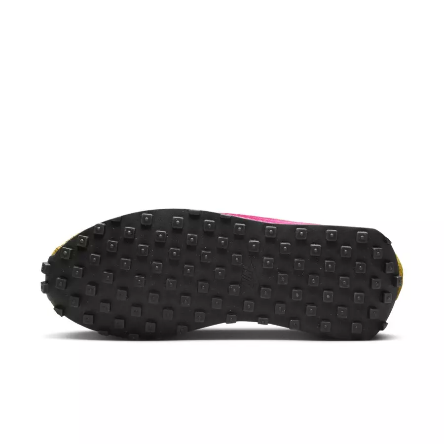 Stussy-x-Nike-LD-1000-Sanded-Gold-FQ5369-700-1
