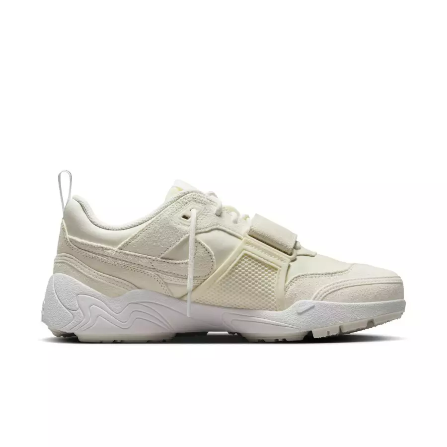Travis-Scott-x-Nike-Sharkidon-Sail-HQ3061-100-2