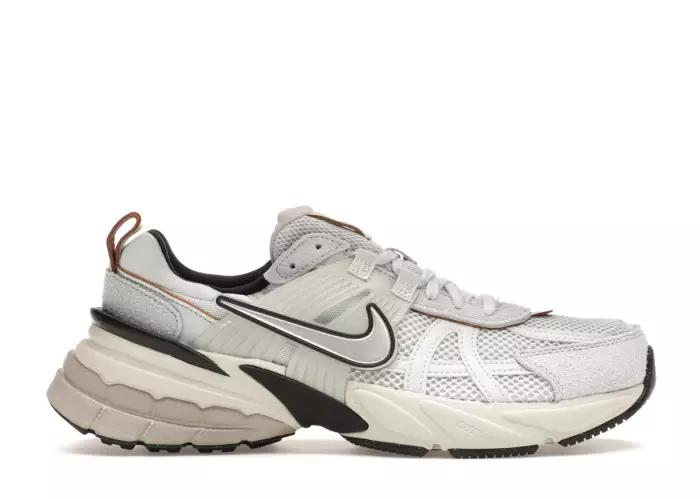 Nike V2K Run Pure Platinum Chrome (Women's)