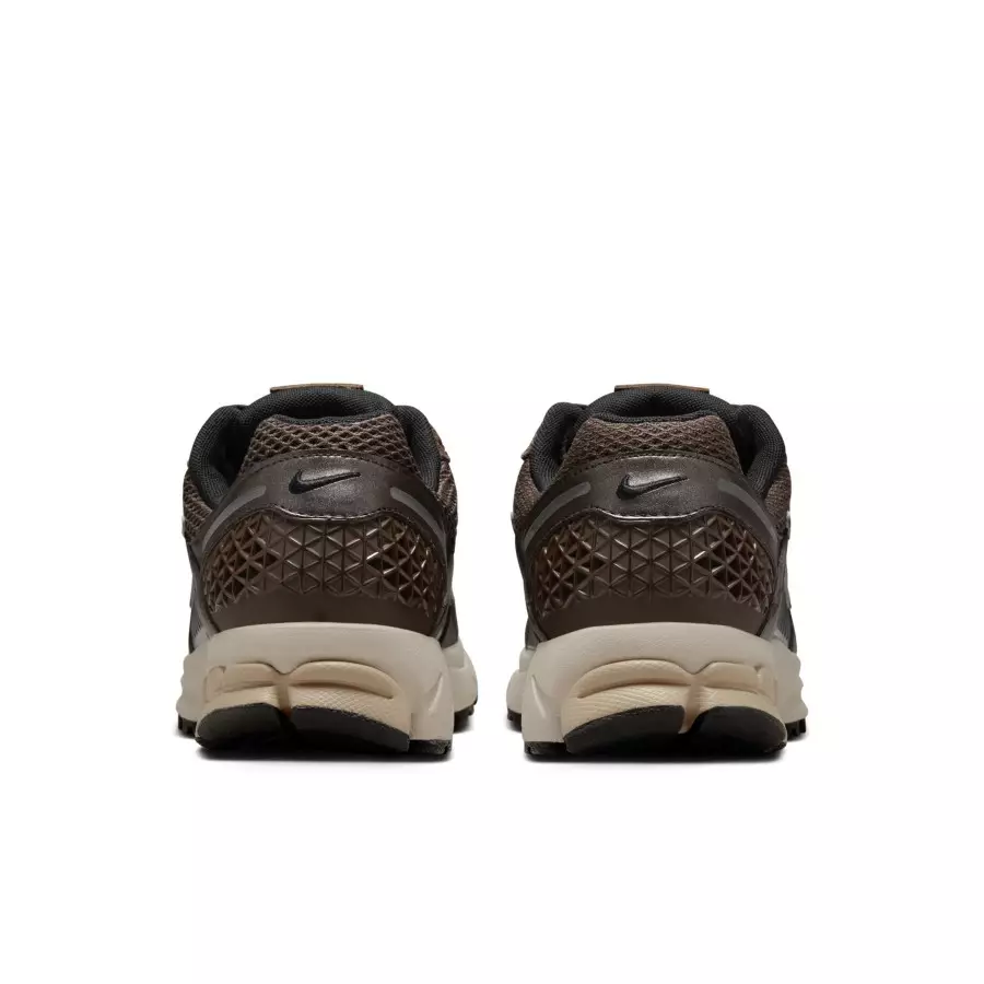 Nike-Zoom-Vomero-5-Baroque-Brown-FN6742-201-5