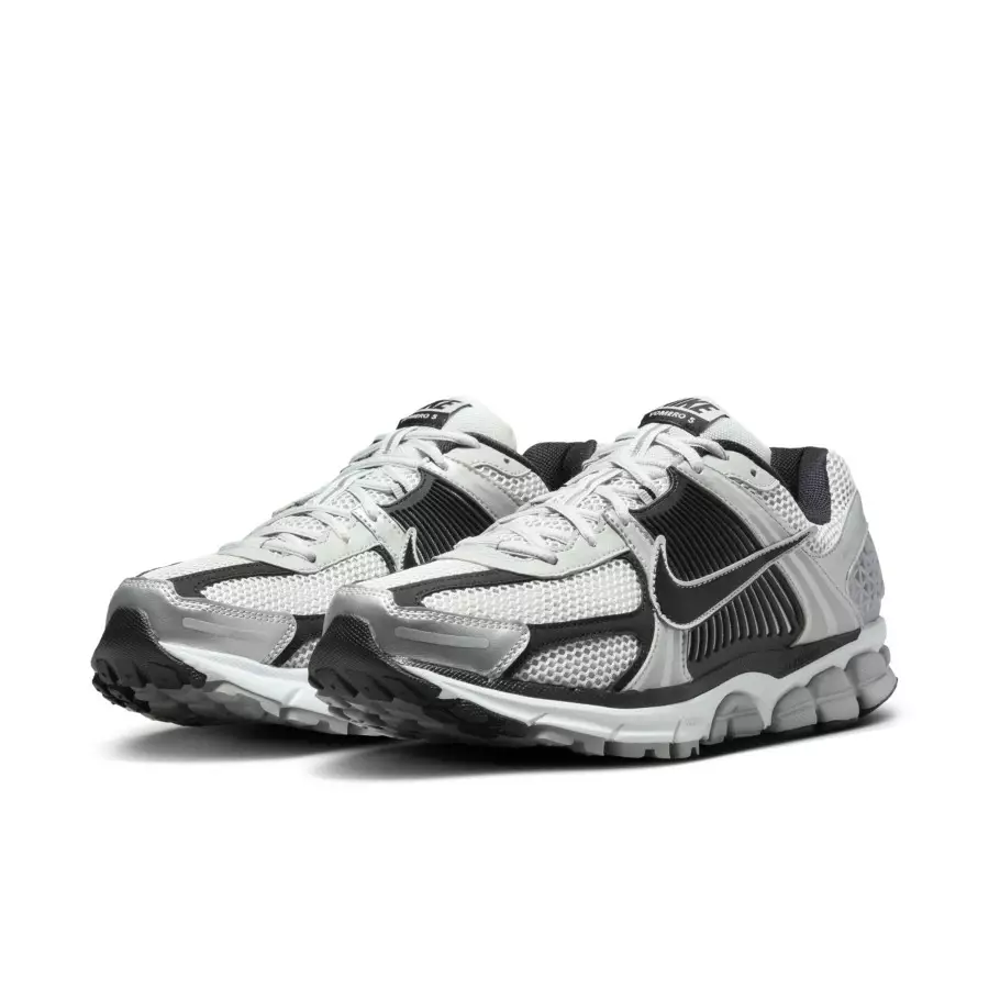 Nike-Zoom-Vomero-5-Metallic-Silver-FJ4151-004-4
