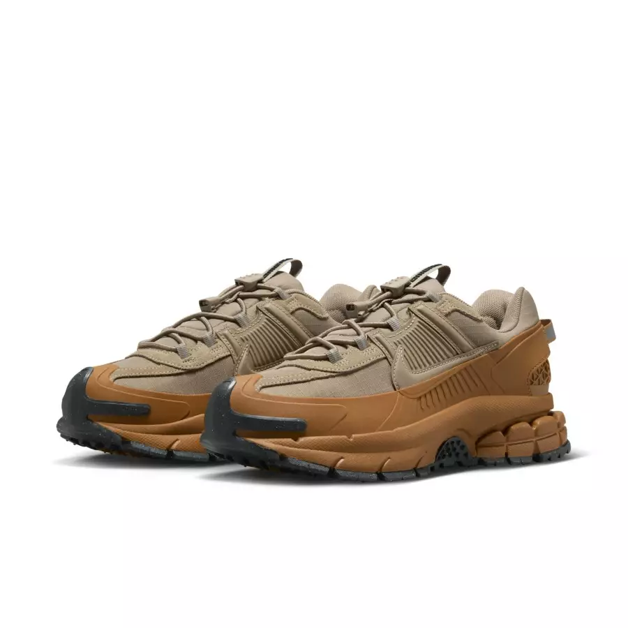 Nike-Zoom-Vomero-5-Roam-HQ2181-200-4