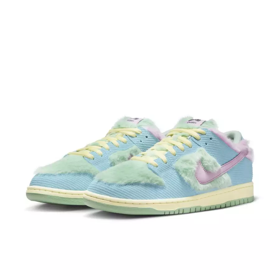 Verdy-x-Nike-SB-Dunk-Low-Visty-FN6040-400-4