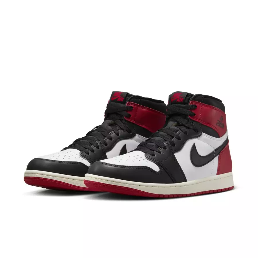 Air-Jordan-1-Black-Toe-Reimagined-DZ5485-106-4