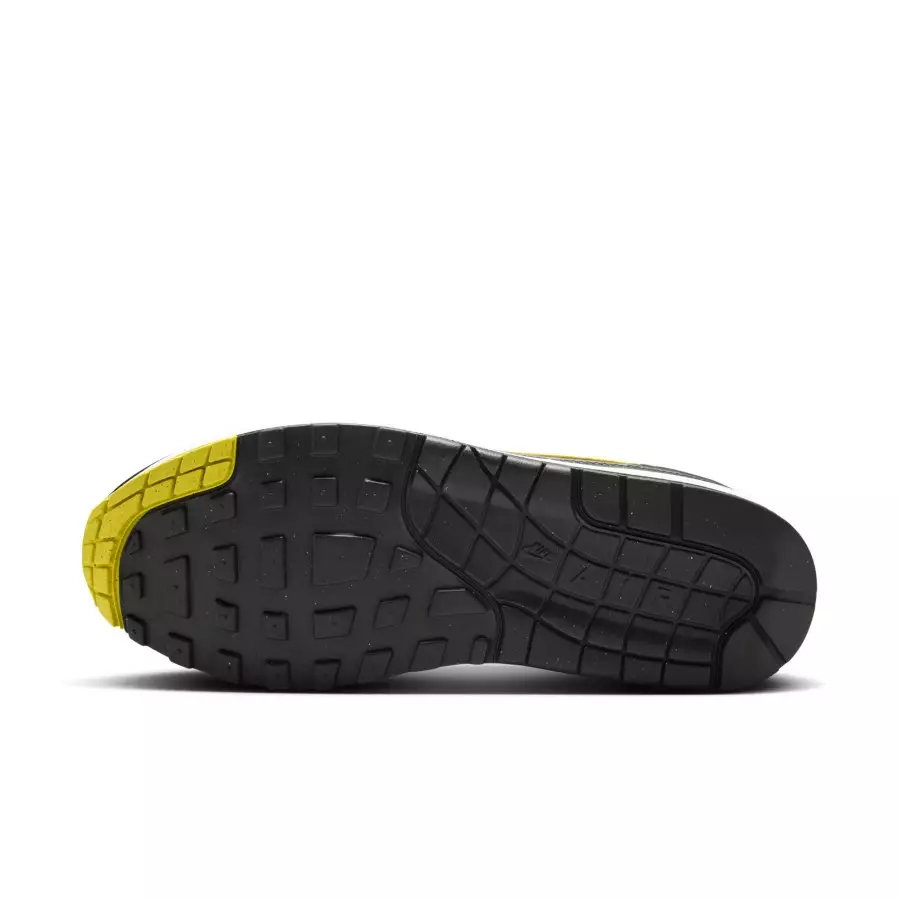 Nike-Air-Max-1-Batman-FZ5808-005-1