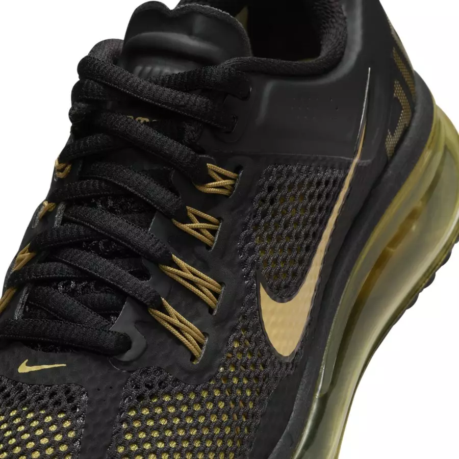 Nike-Air-Max-2013-GS-Black-Infinite-Gold-Metallic-Gold-555426-005-6