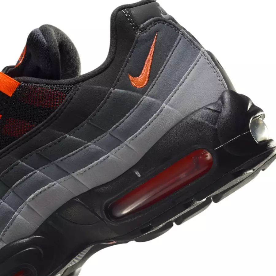 Nike-Air-Max-95-Hyper-Crimson-FV4710-002-7