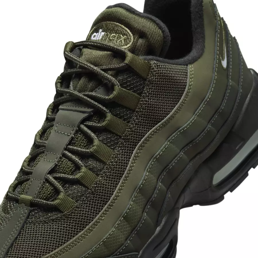 Nike-Air-Max-95-Sequoia-HQ3825-300-6
