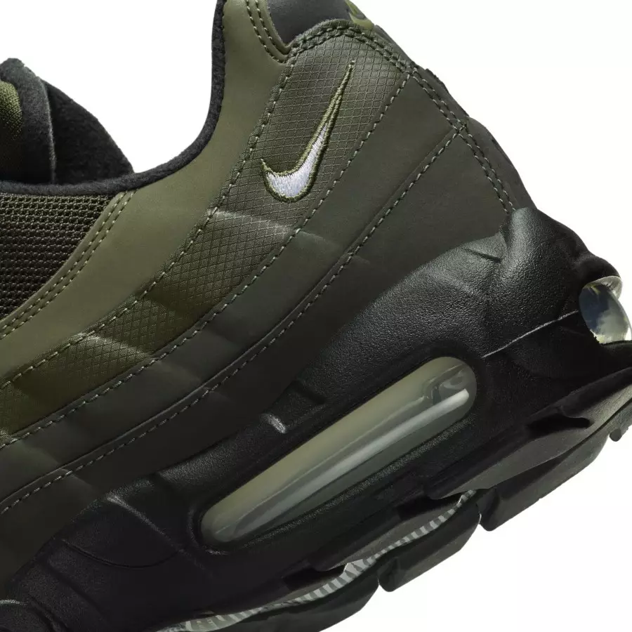 Nike-Air-Max-95-Sequoia-HQ3825-300-7