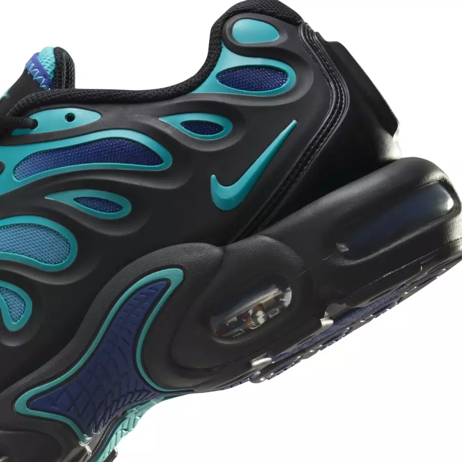 Nike-Air-Max-Plus-Drift-Viotech-Persian-Violet-FD4290-011-7