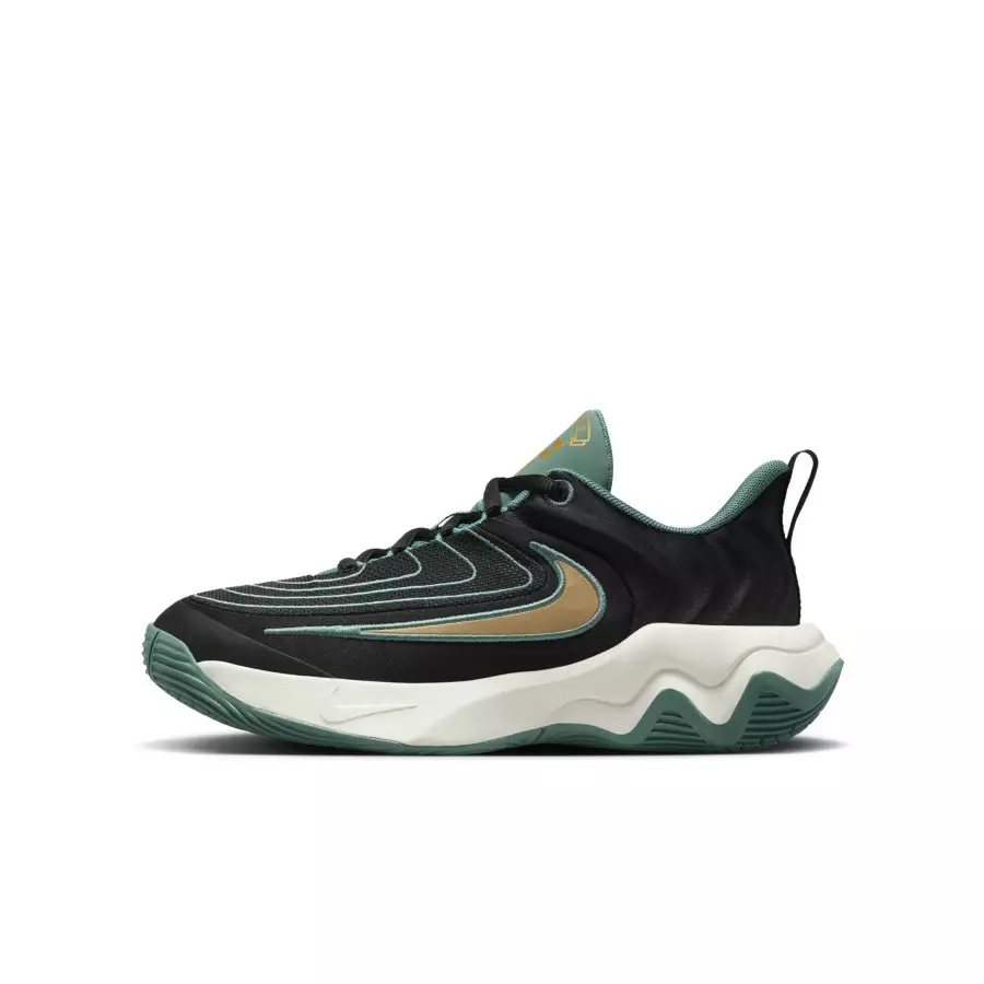Nike-Giannis-Immortality-4-HV9127-001-0