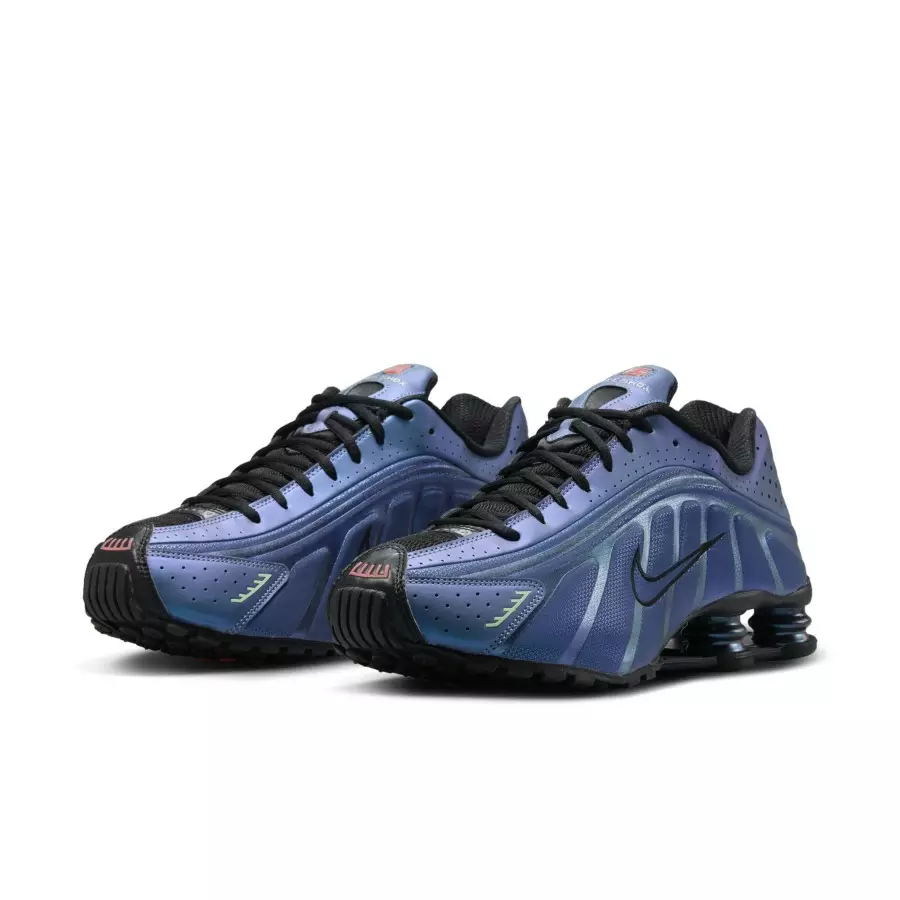 Nike-Shox-R4-Iridescent-Purple-HQ3446-001-4