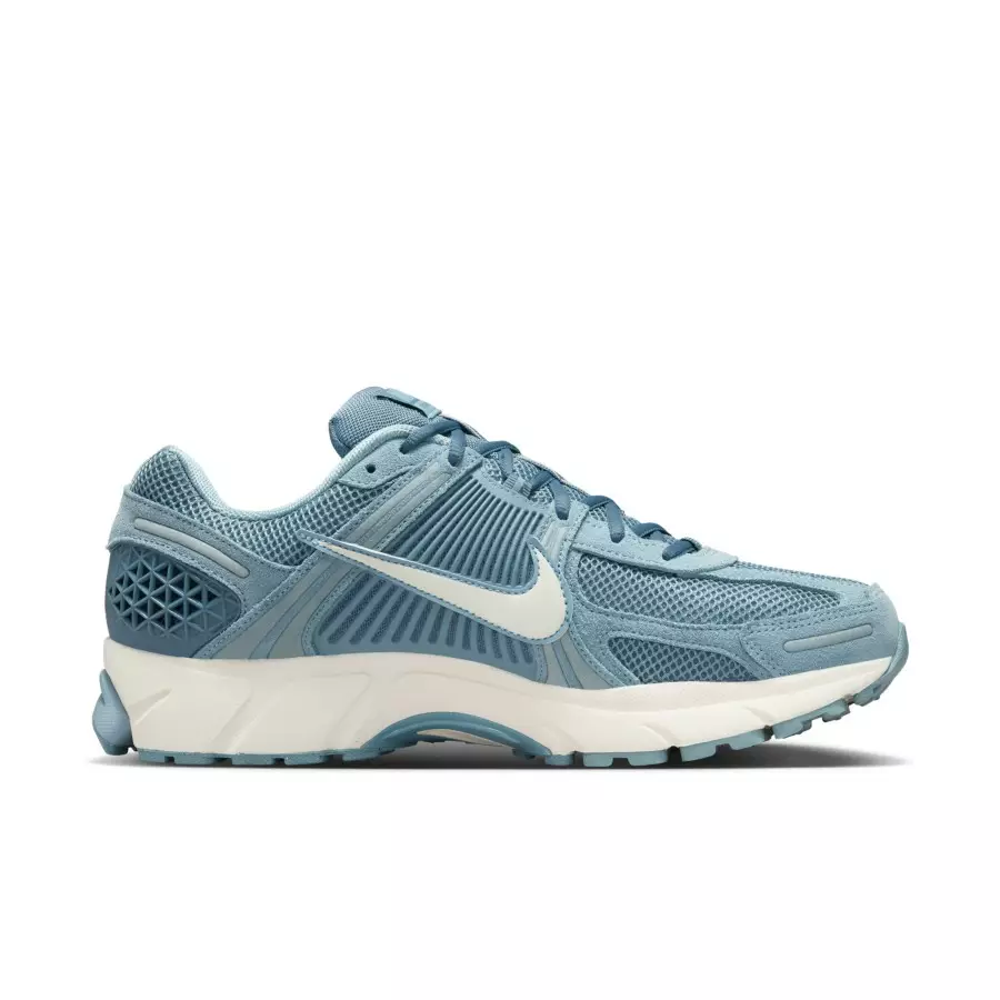 Nike-Zoom-Vomero-5-Denim-Turquoise-HF1553-400-2