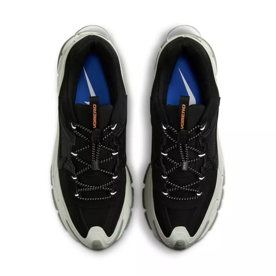 Nike-Zoom-Vomero-5-Roam-Black-Light-Silver-FV2295-001-3