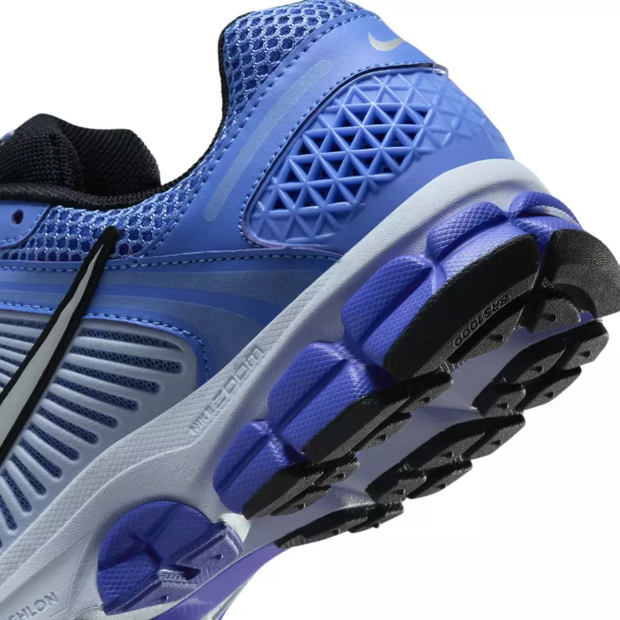 Nike-Zoom-Vomero-5-Royal-Pulse-FJ2028-400-7