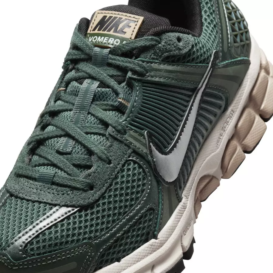 Nike-Zoom-Vomero-5-Vintage-Green-Chrome-Light-Orewood-Brown-Hemp-FN6742-300-6