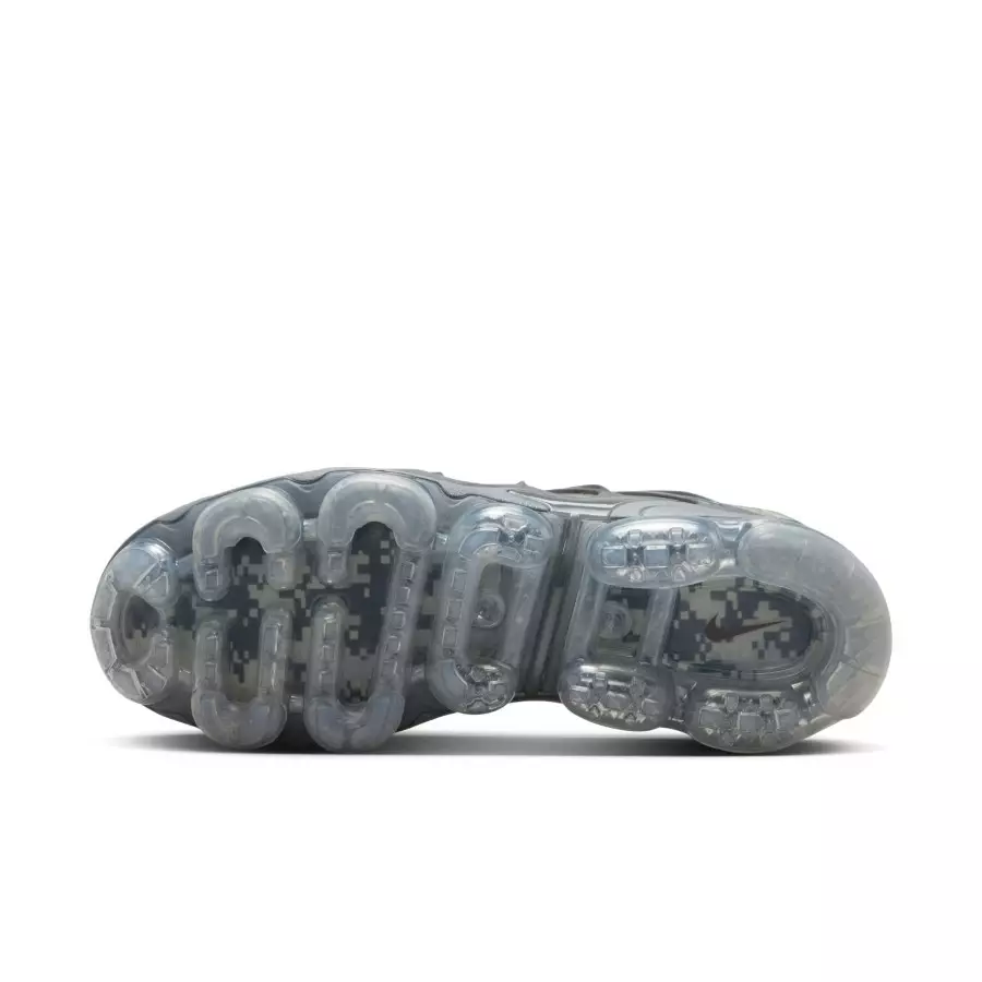 Nike-Air-VaporMax-Plus-Dark-Stucco-AT5681-001-1