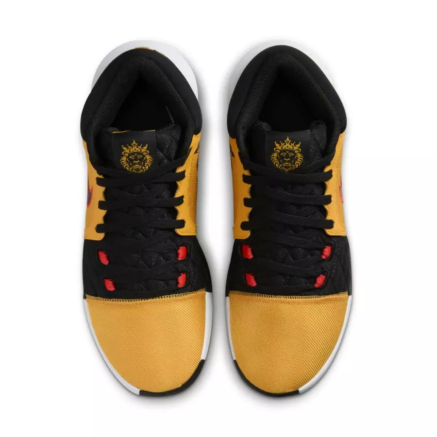 Nike-LeBron-Witness-8-Bruce-Lee-HQ2139-700-3