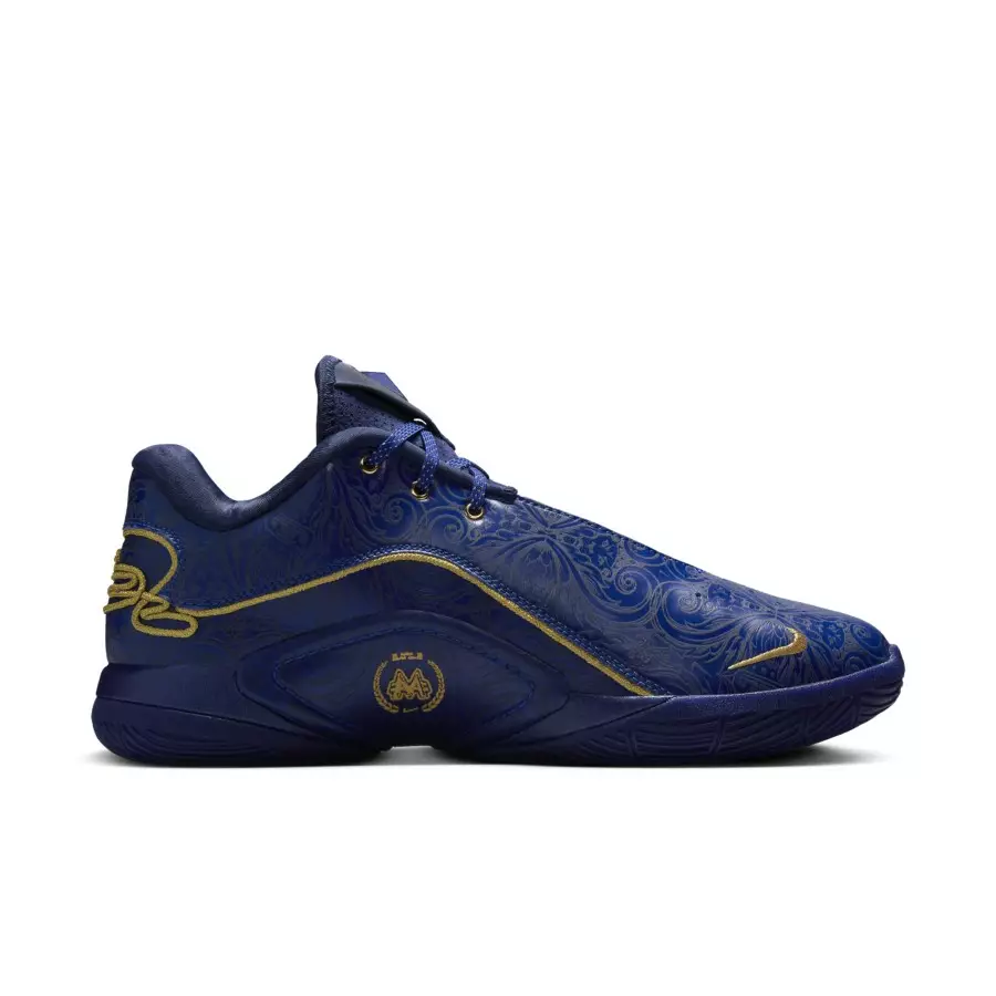 Nike-LeBron-22-Monopoly-HV5145-400-2