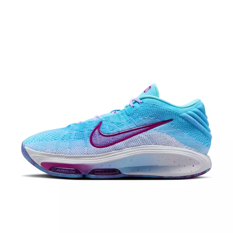 Paige-Bueckers-x-Nike-Zoom-GT-Hustle-3-HJ7679-900-0
