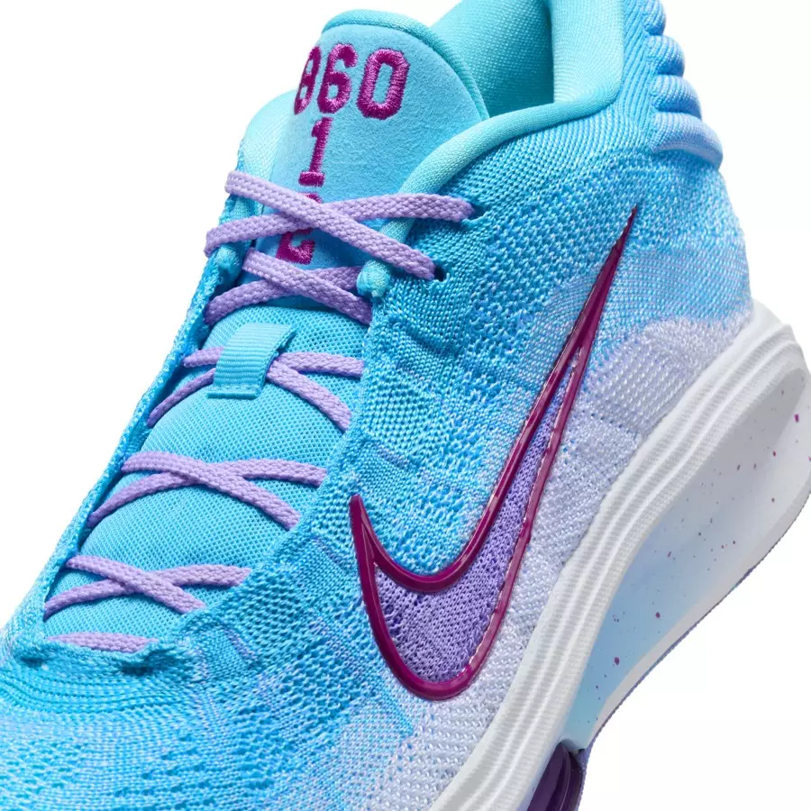 Paige-Bueckers-x-Nike-Zoom-GT-Hustle-3-HJ7679-900-6