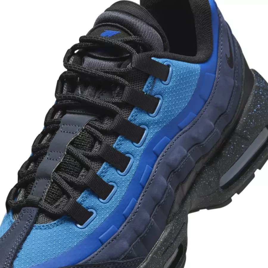 Stash-x-Nike-Air-Max-95-HF5515-400-6