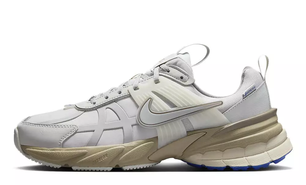 Nike V2K Run Gore-Tex Light Bone
