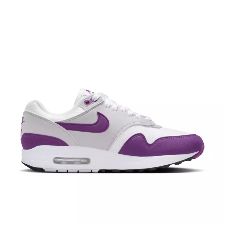 Nike-Air-Max-1-Bold-Berry-HF1194-101-2