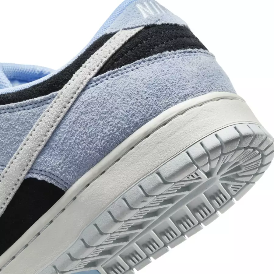 Nike-SB-Dunk-Low-Aluminum-HF3063-400-7