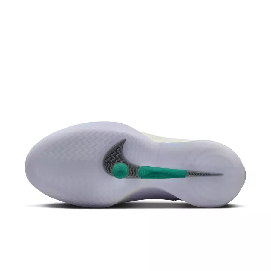Titan-x-Nike-Sabrina-2-HQ1846-001-1