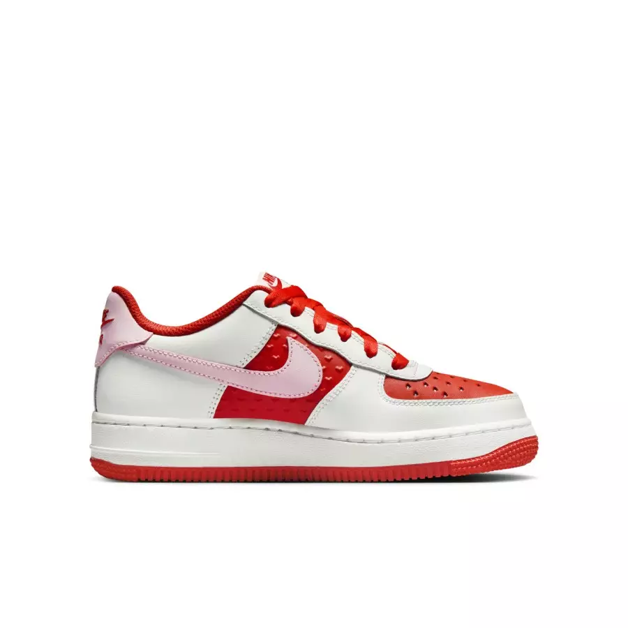 Nike-Air-Force-1-Low-Valentines-Day-HV5165-121-2
