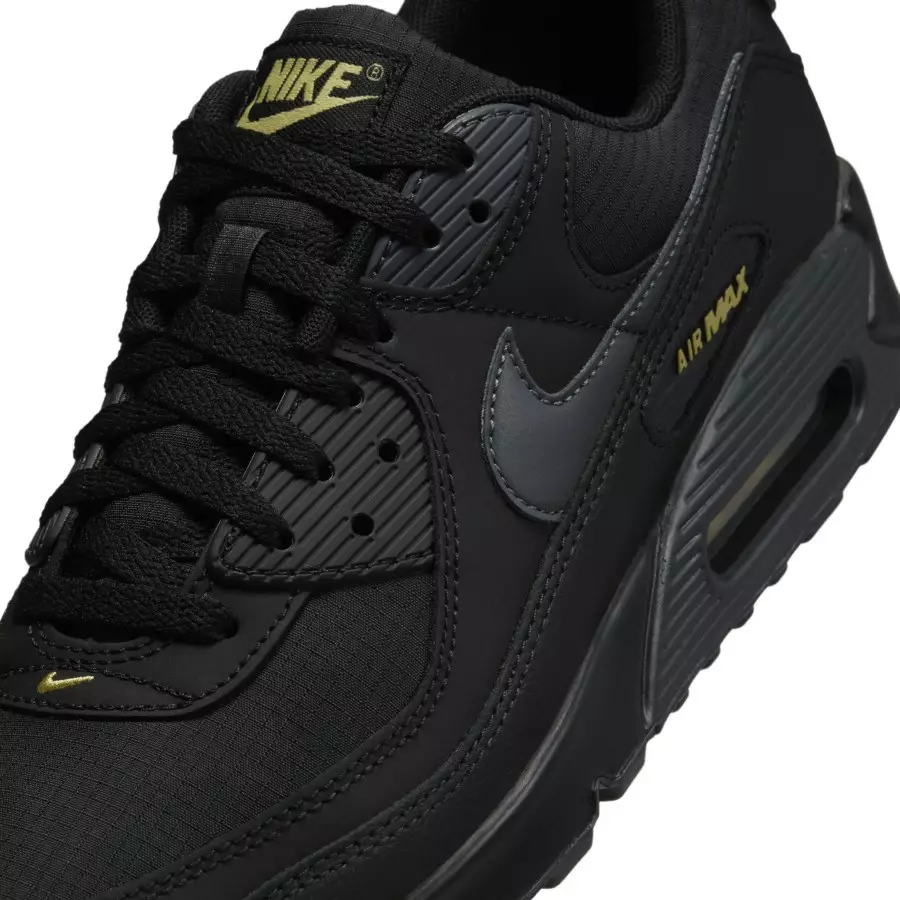 Nike-Air-Max-90-Batman-IB7680-001-6