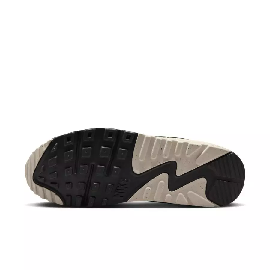 Nike-Air-Max-90-Leopard-IF1619-100-1