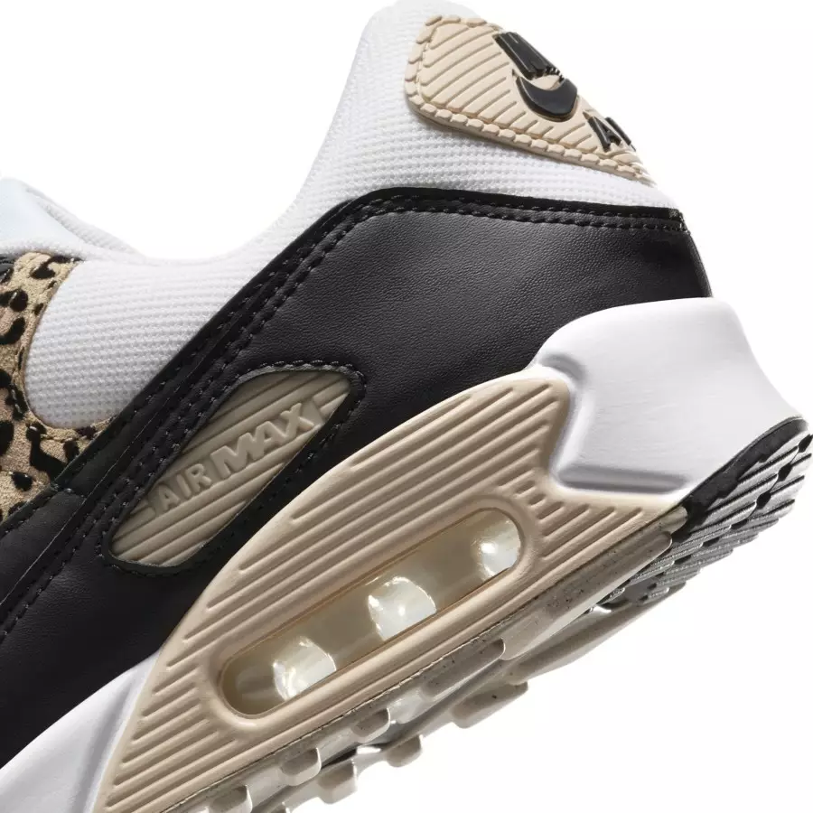 Nike-Air-Max-90-Leopard-IF1619-100-7